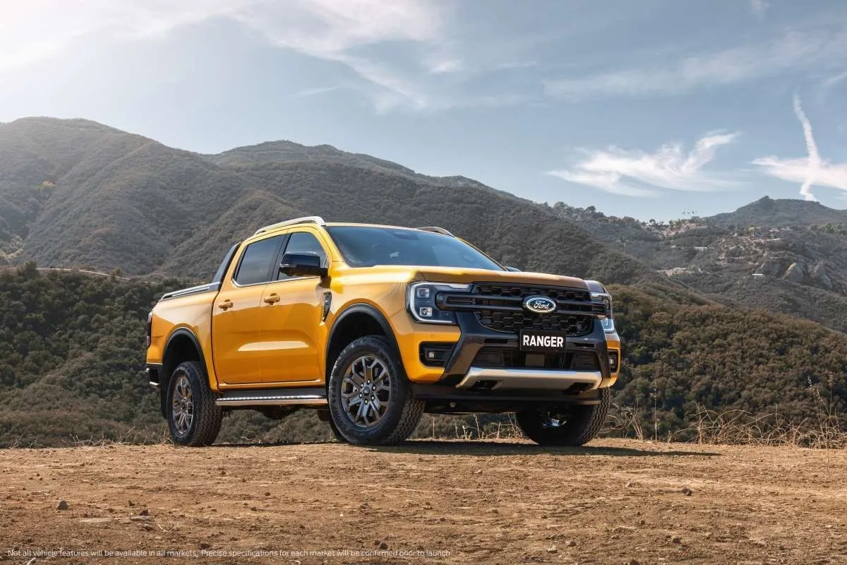 Ford Ranger thống lũnh thị trường bán tải 2025