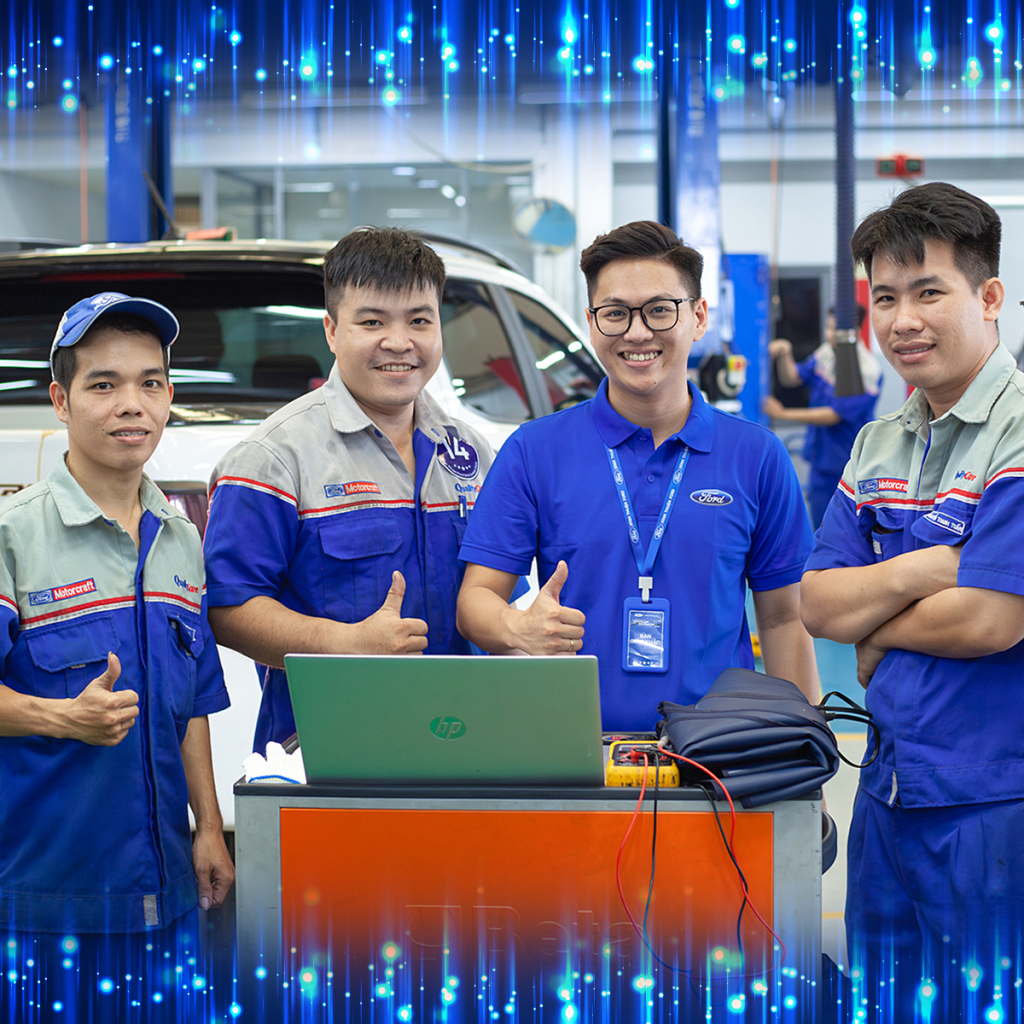 Bo nhiem Giam Doc Dich vu