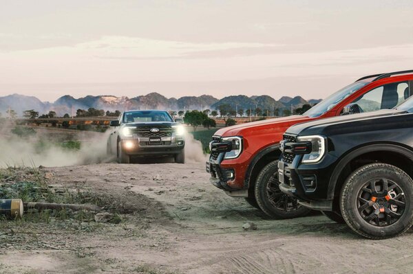 So Sánh Ford Ranger XLS 2026 Và Thế Hệ Cũ: Có Đáng Để Nâng Cấp Với Cùng Mức Giá?